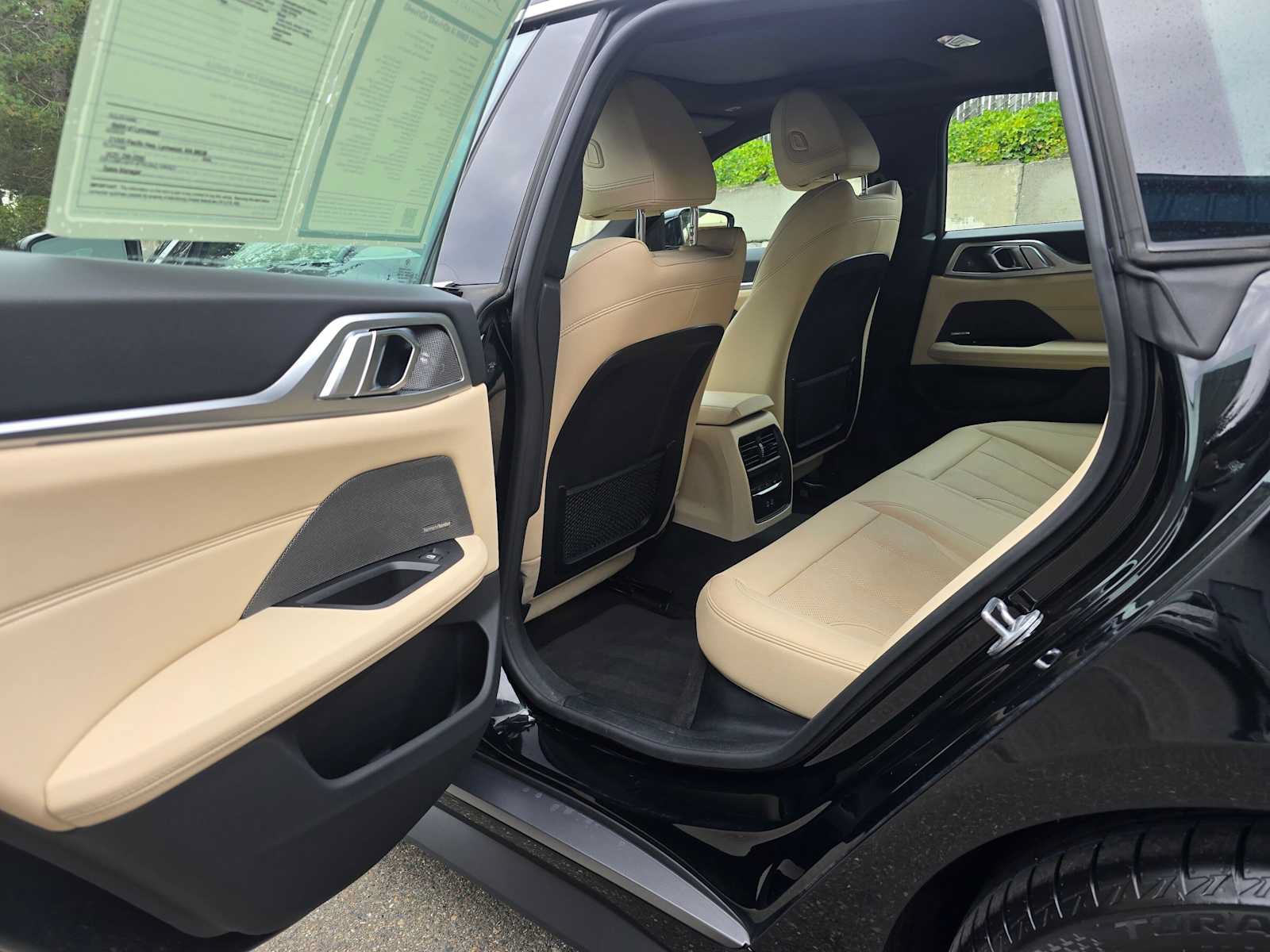 Used 2023 BMW i4 eDrive40 RWD image 15