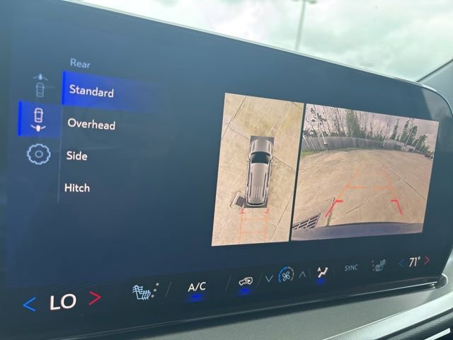 New 2026 Chevrolet Traverse LT image 34