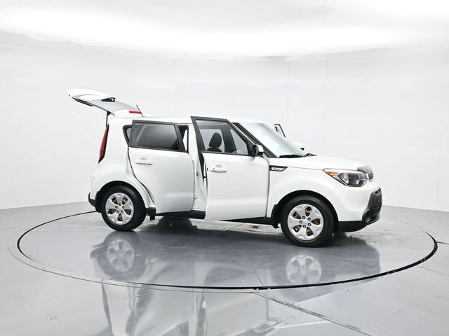 Used 2015 Kia Soul FWD image 44