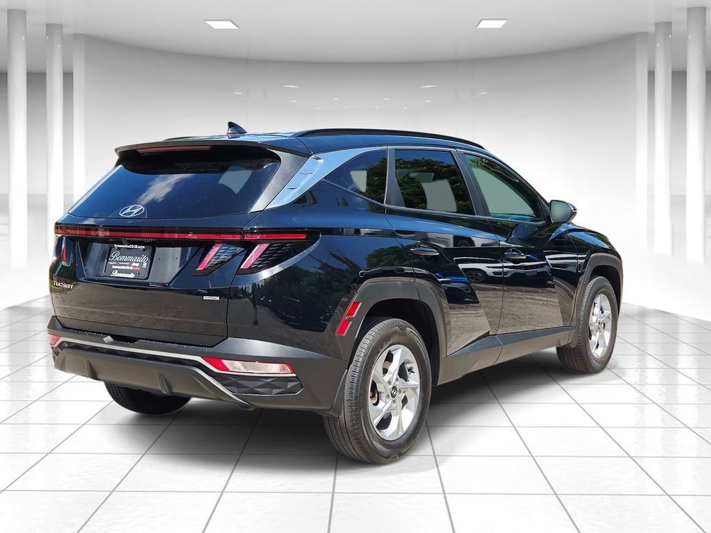 Used 2023 Hyundai Tucson SEL AWD/4WD image 3