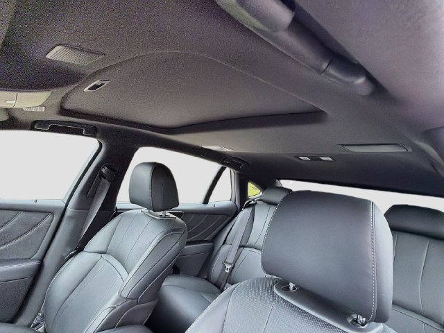 Used 2022 Lexus LS 500 w/ Accessory Package (Z2) RWD image 26