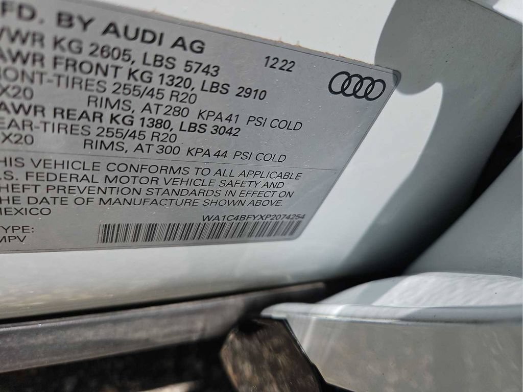 Used 2023 Audi SQ5 Prestige AWD/4WD image 38