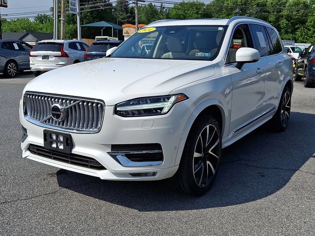 Certified 2024 Volvo XC90 B5 Plus w/ Protection Package Premier AWD/4WD image 3