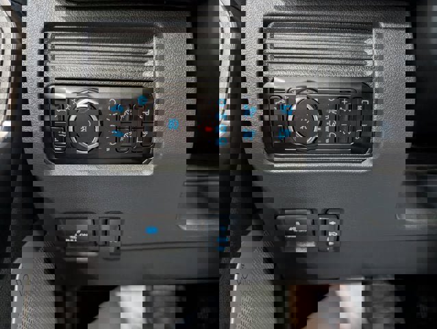 Used 2025 Ford F350 Platinum image 24