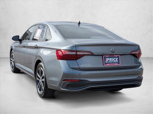 Used 2023 Volkswagen Jetta Sport image 7