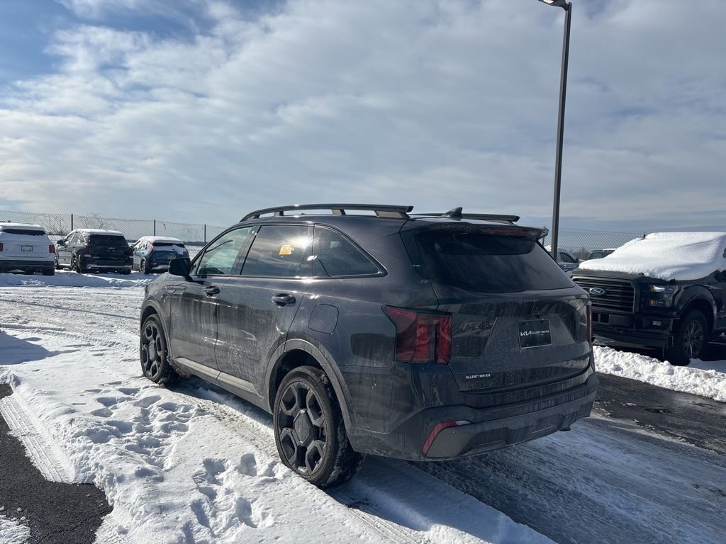 Certified 2025 Kia Sorento X-Line EX image 5