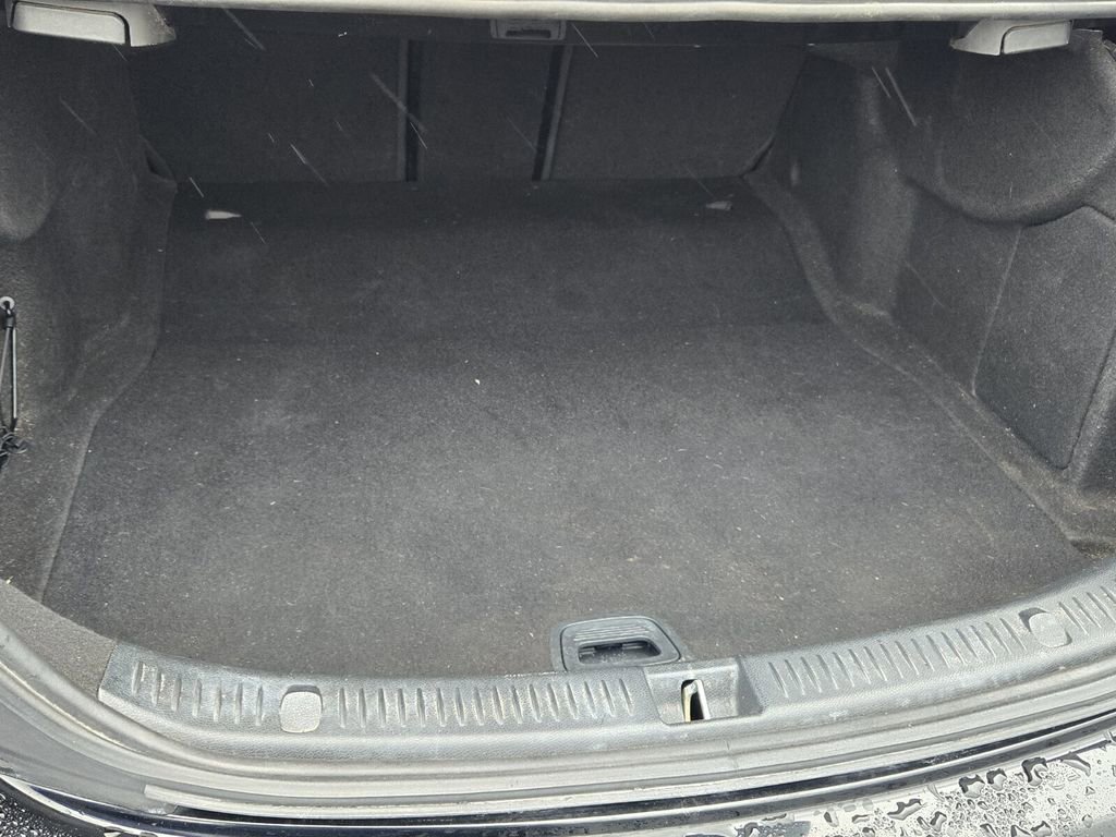 Used 2018 Mercedes-Benz E 300 image 14