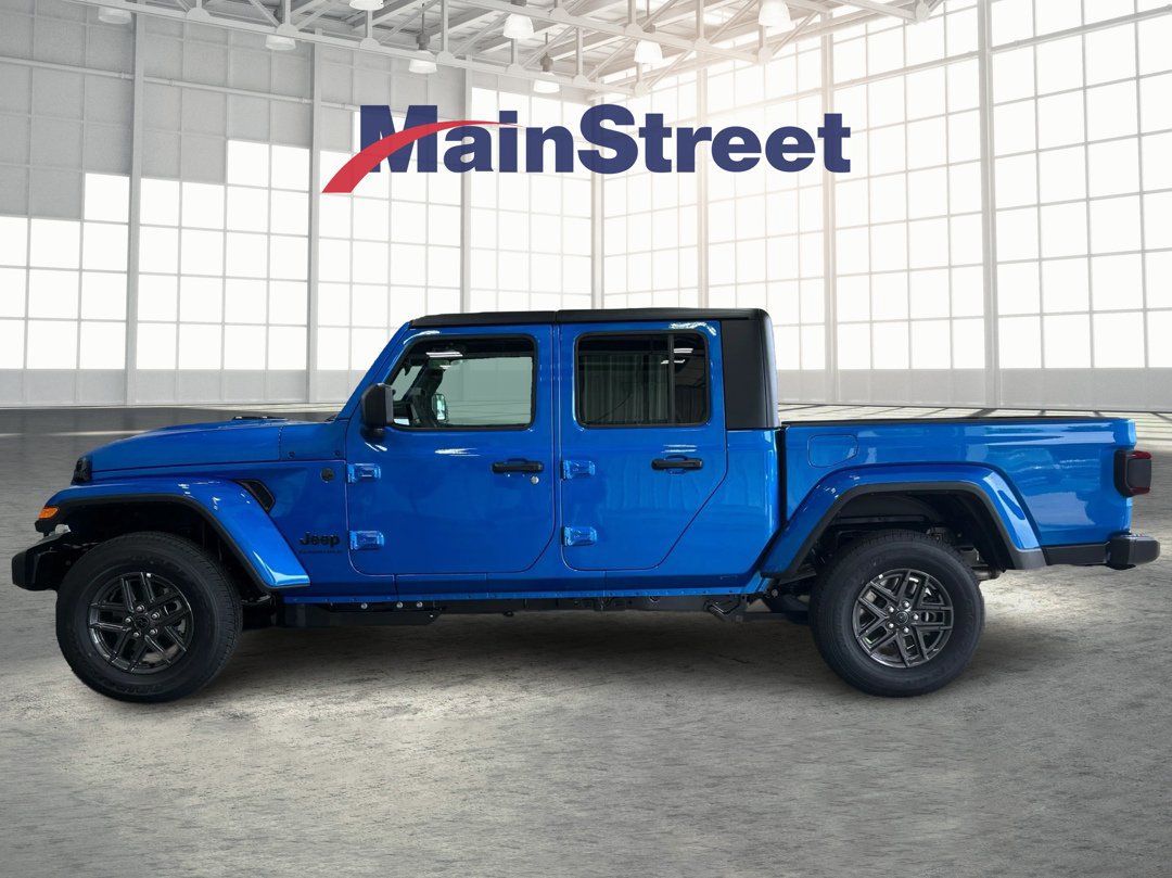 New 2026 Jeep Gladiator Sport AWD/4WD image 2