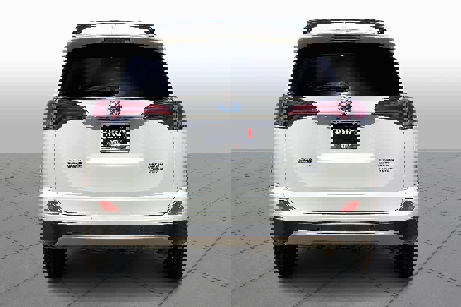 Used 2017 Toyota RAV4 Limited w/ Advanced Technology Package image 4