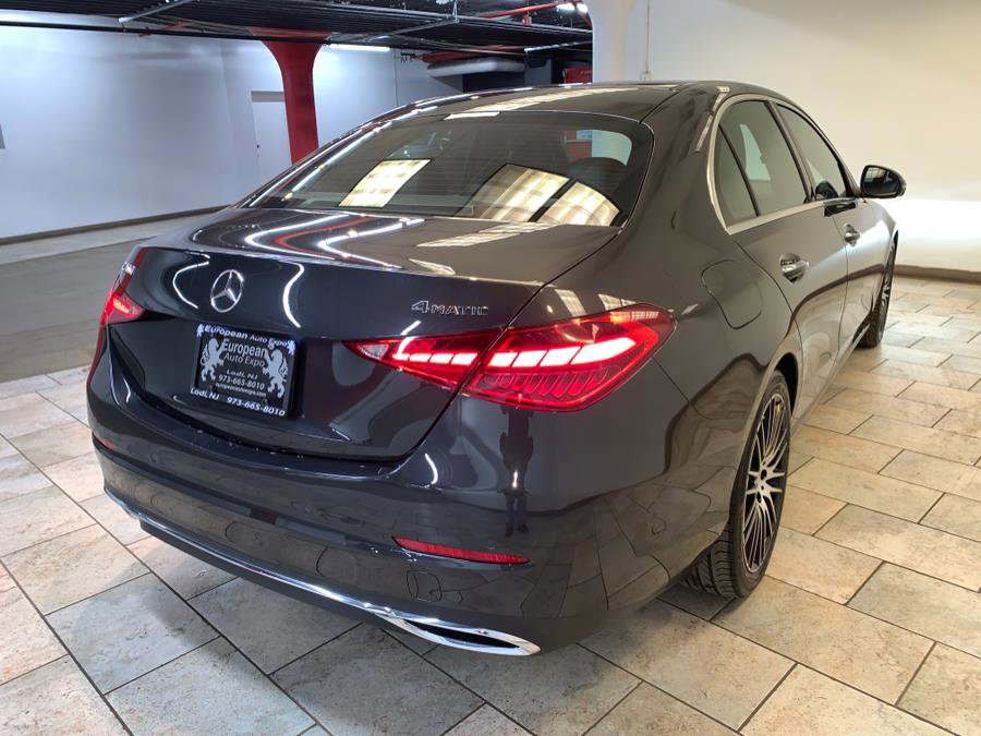 Used 2022 Mercedes-Benz C 300 4MATIC Sedan w/ Pinnacle Trim Package image 8