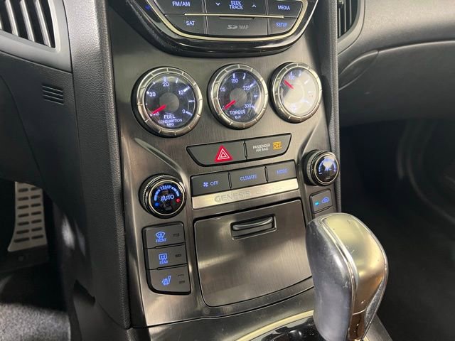 Used 2015 Hyundai Genesis 3.8 image 16