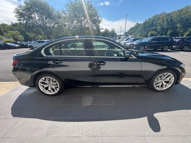 Used 2025 BMW 330i xDrive Sedan w/ Premium Package image 4