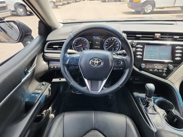 Used 2018 Toyota Camry SE w/ Moonroof Package FWD image 24