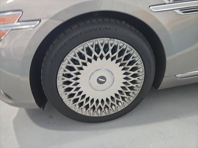 Used 2020 Genesis G90 5.0 Ultimate RWD image 12