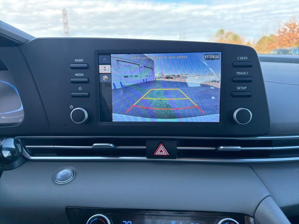 New 2025 Hyundai Elantra Sport image 17