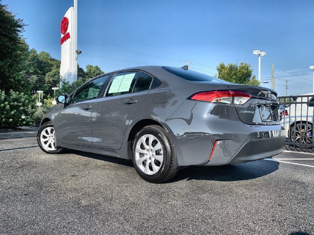 Used 2026 Toyota Corolla LE FWD image 6