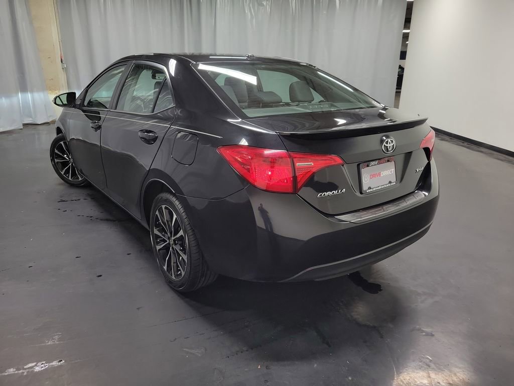 Used 2018 Toyota Corolla XSE image 6