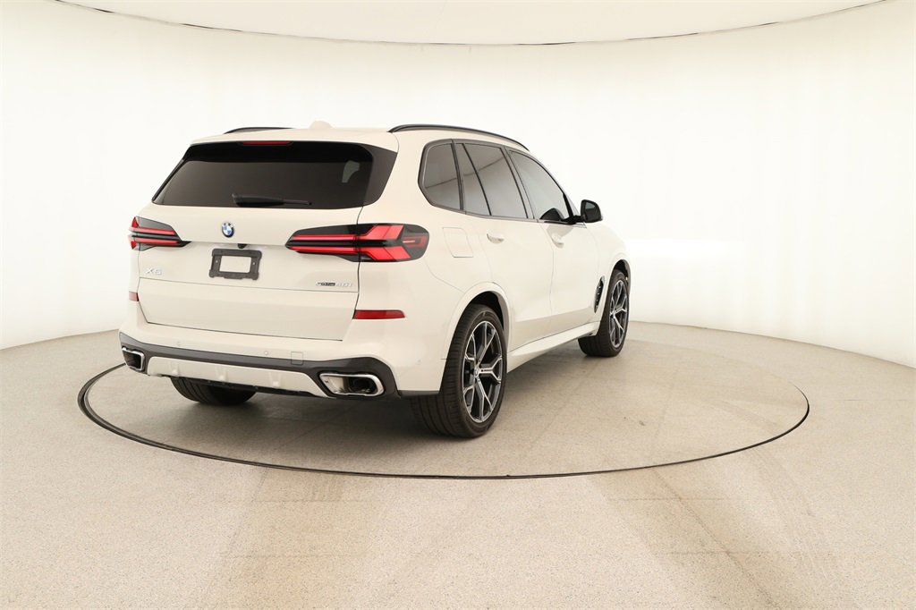 Used 2024 BMW X5 sDrive40i w/ M Sport Package image 6