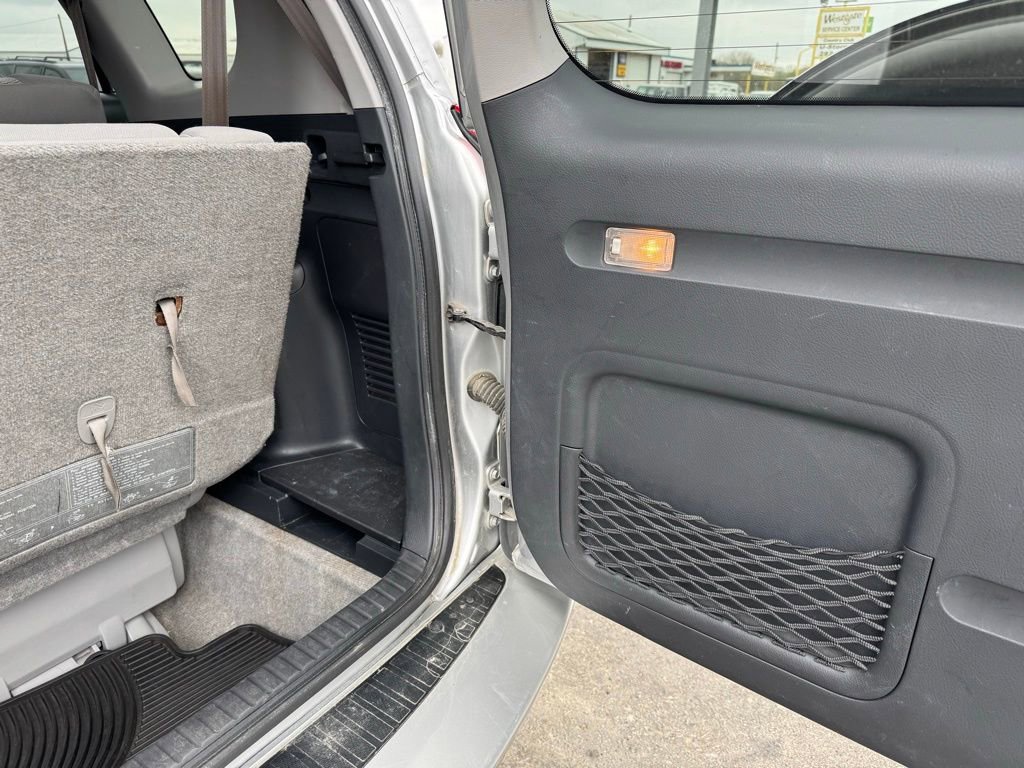 Used 2007 Toyota RAV4 Limited AWD/4WD image 40