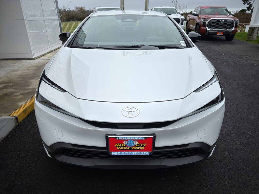 New 2026 Toyota Prius LE image 4