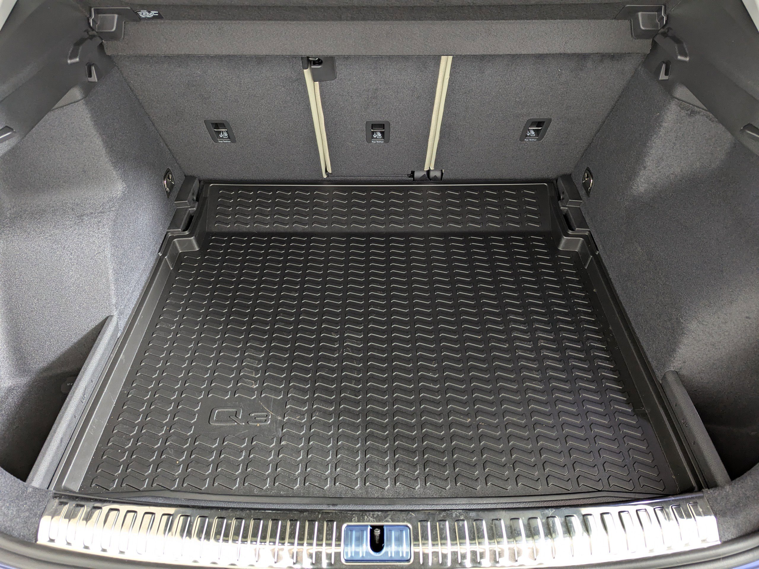 Certified 2025 Audi Q3 2.0T Premium Plus w/ Premium Plus Package image 20