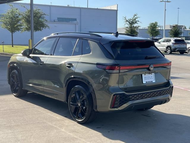 New 2026 Volkswagen Tiguan SE R-Line FWD image 10