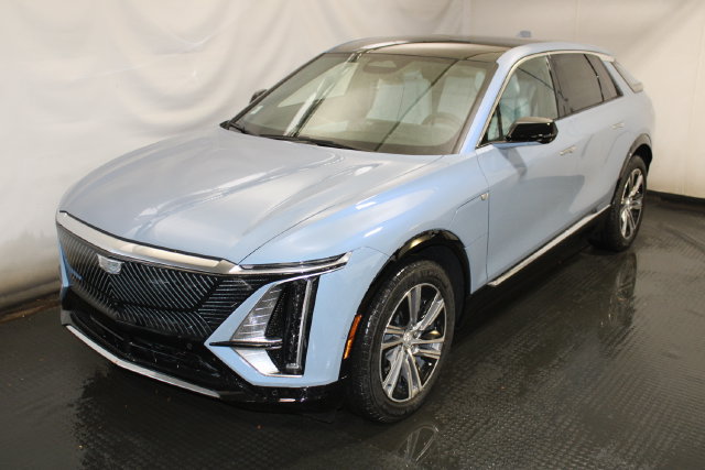 New 2027 Cadillac Lyriq Luxury AWD/4WD image 1