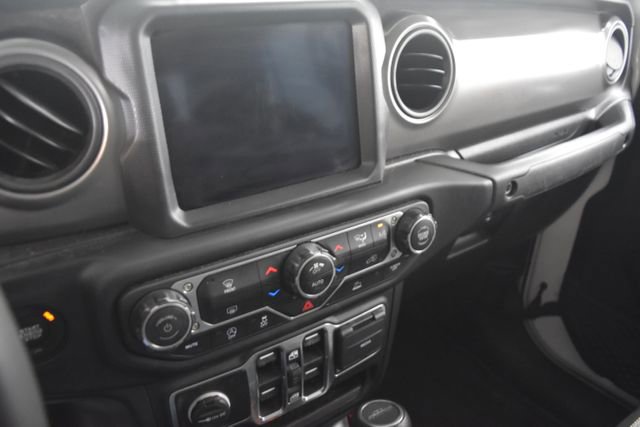 Certified 2023 Jeep Gladiator Sport image 15