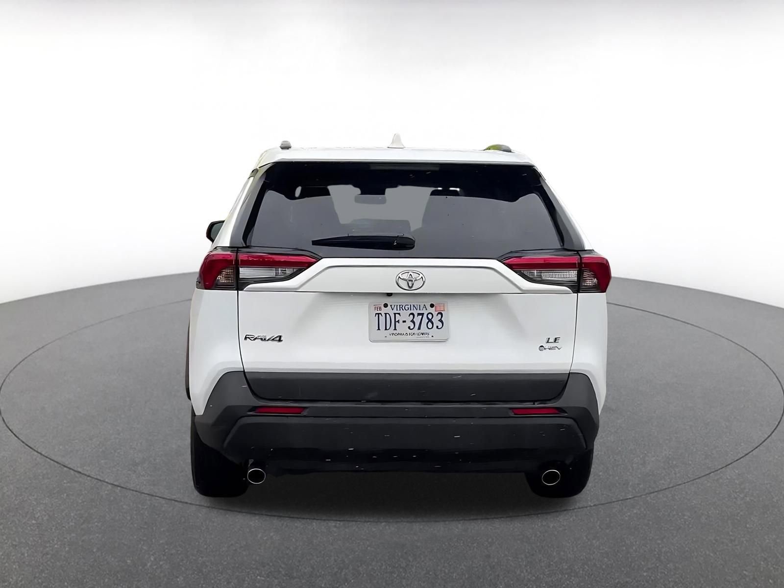 Used 2025 Toyota RAV4 LE image 12