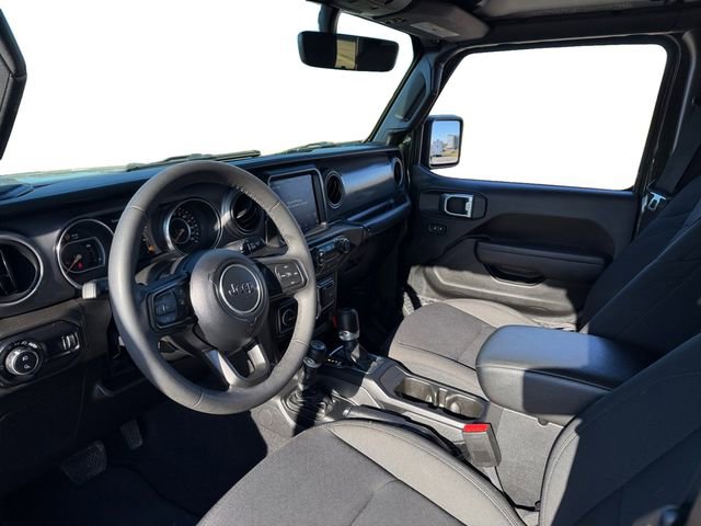 Used 2023 Jeep Gladiator Willys image 10