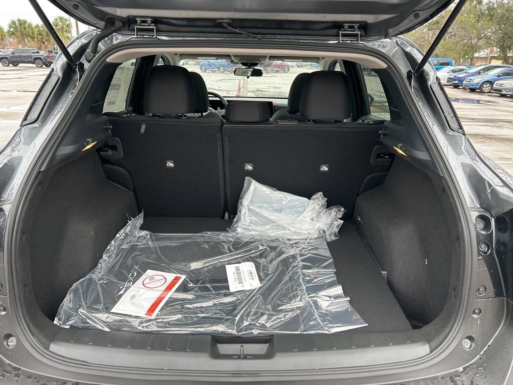 New 2026 Nissan Kicks SV w/ SV Premium Package FWD image 48