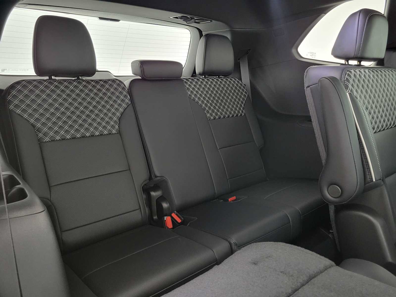 New 2027 GMC Acadia Denali AWD/4WD image 13
