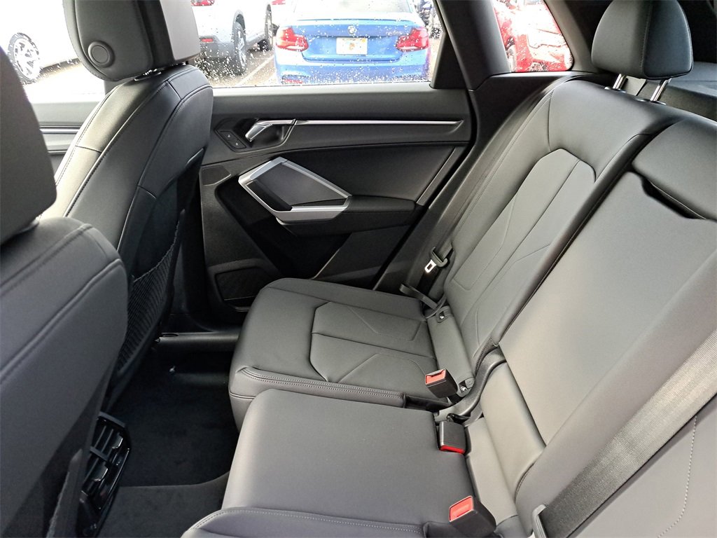 New 2025 Audi Q3 2.0T Premium image 27