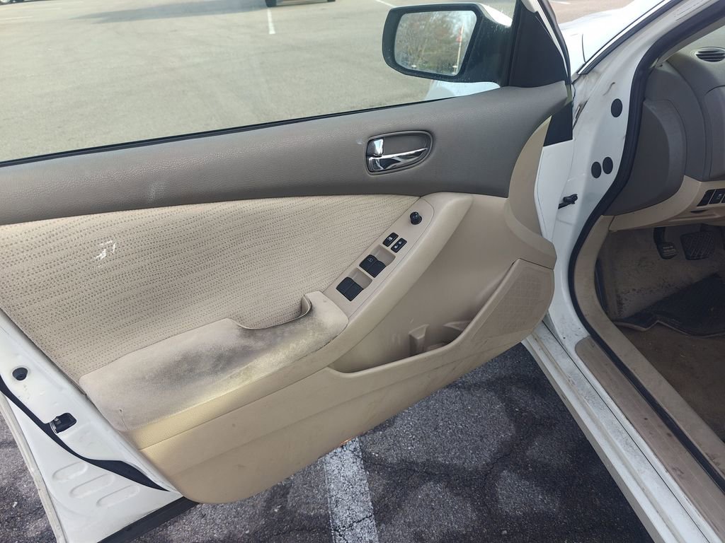 Used 2012 Nissan Altima 2.5 S image 6