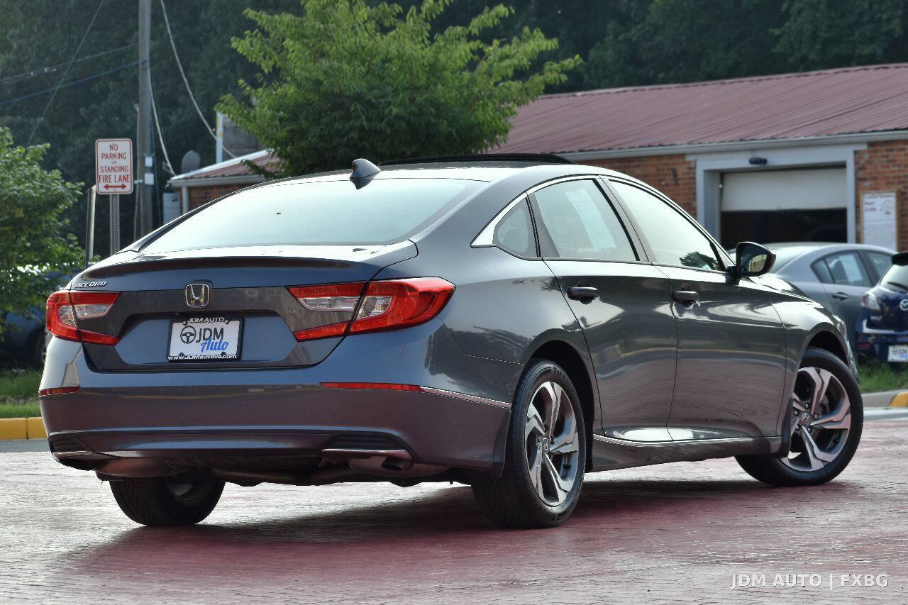 Used 2018 Honda Accord EX image 5