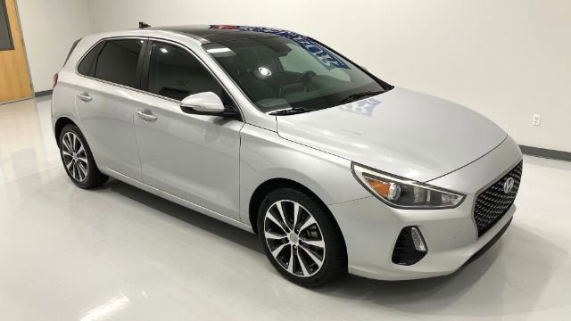 Used 2019 Hyundai Elantra GT w/ Style Package 02 FWD image 10