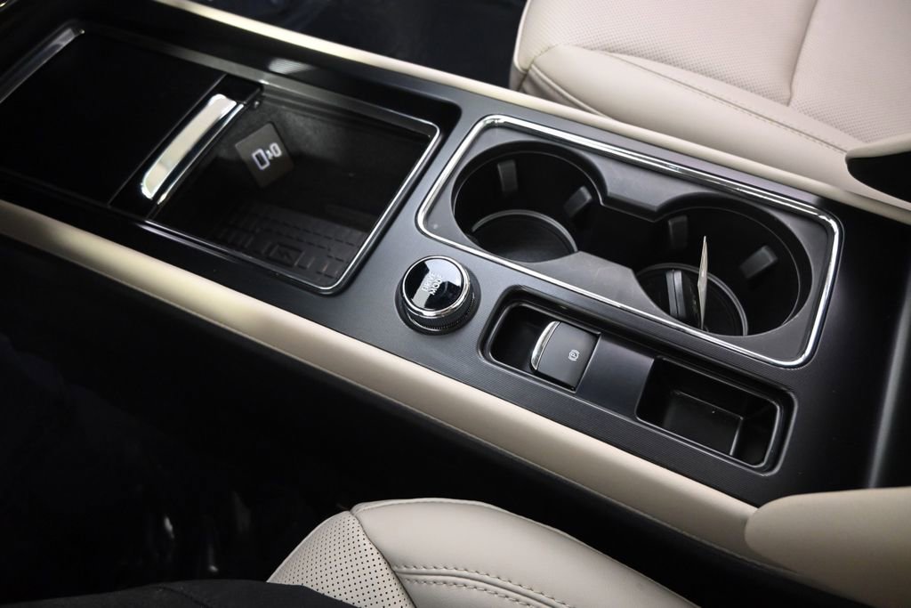 New 2026 Lincoln Corsair Premiere image 32