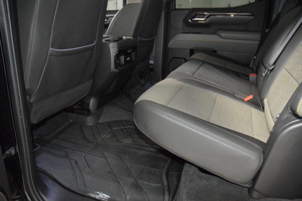 Used 2024 Chevrolet Silverado 1500 ZR2 image 42