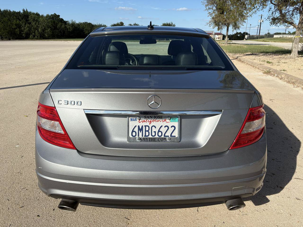 Used 2010 Mercedes-Benz C 300 Sedan image 9