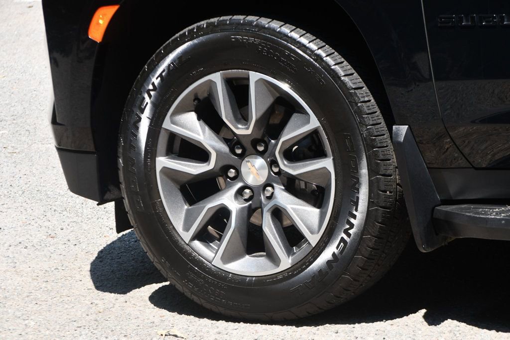 Used 2022 Chevrolet Suburban RST w/ Sport Performance Package image 19
