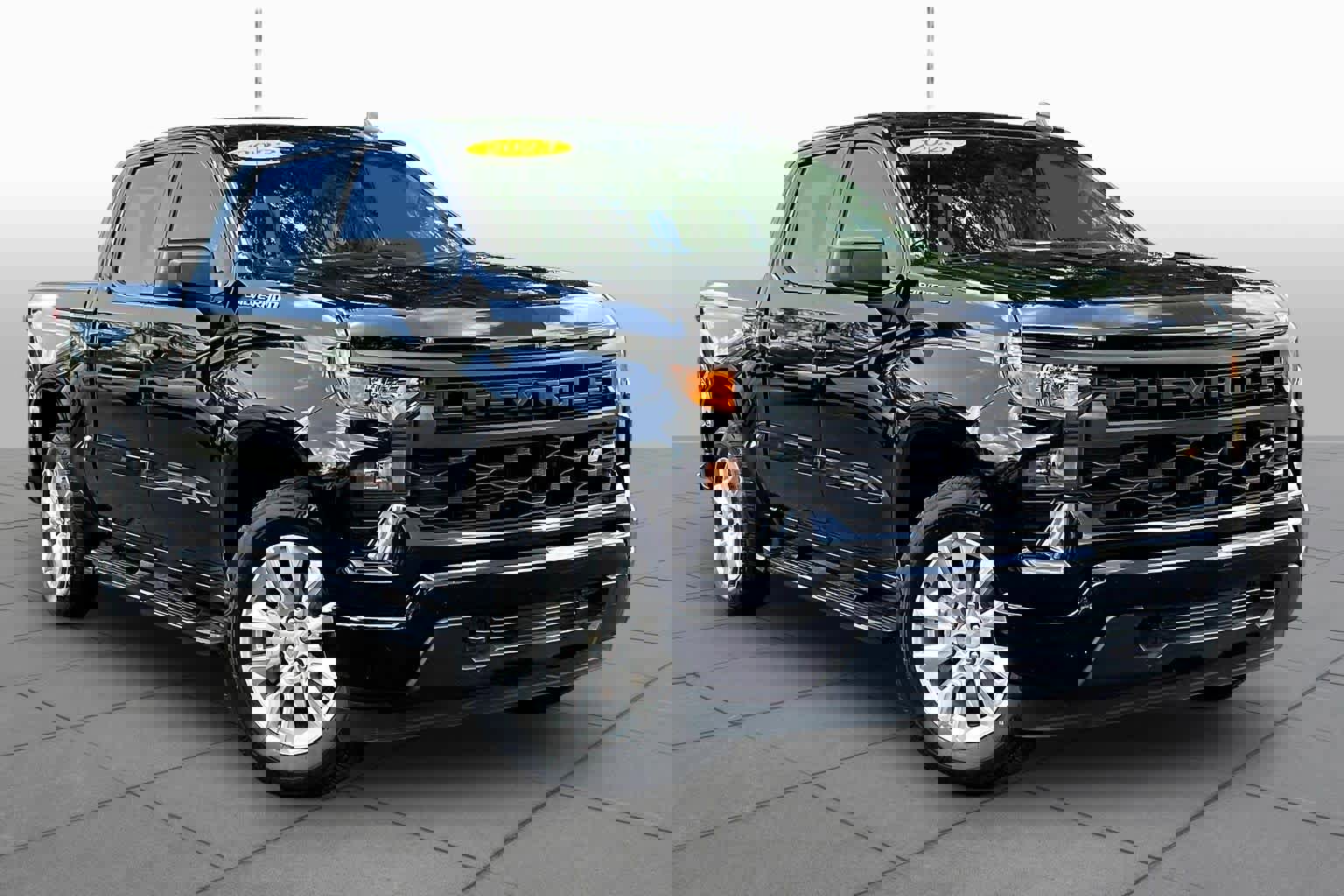 Certified 2023 Chevrolet Silverado 1500 Custom image 3