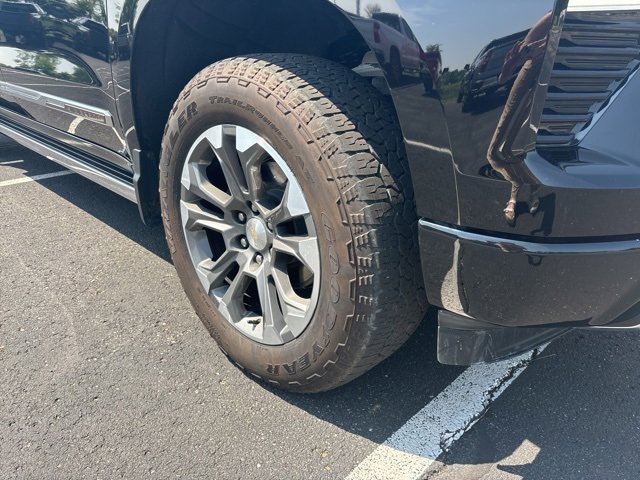 Used 2022 Chevrolet Silverado 1500 High Country w/ Technology Package image 23