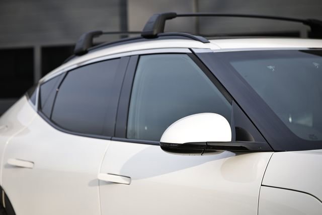 Certified 2025 Genesis GV60 Advanced image 3