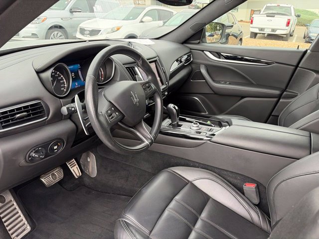 Used 2017 Maserati Levante w/ Sport Package AWD/4WD image 13