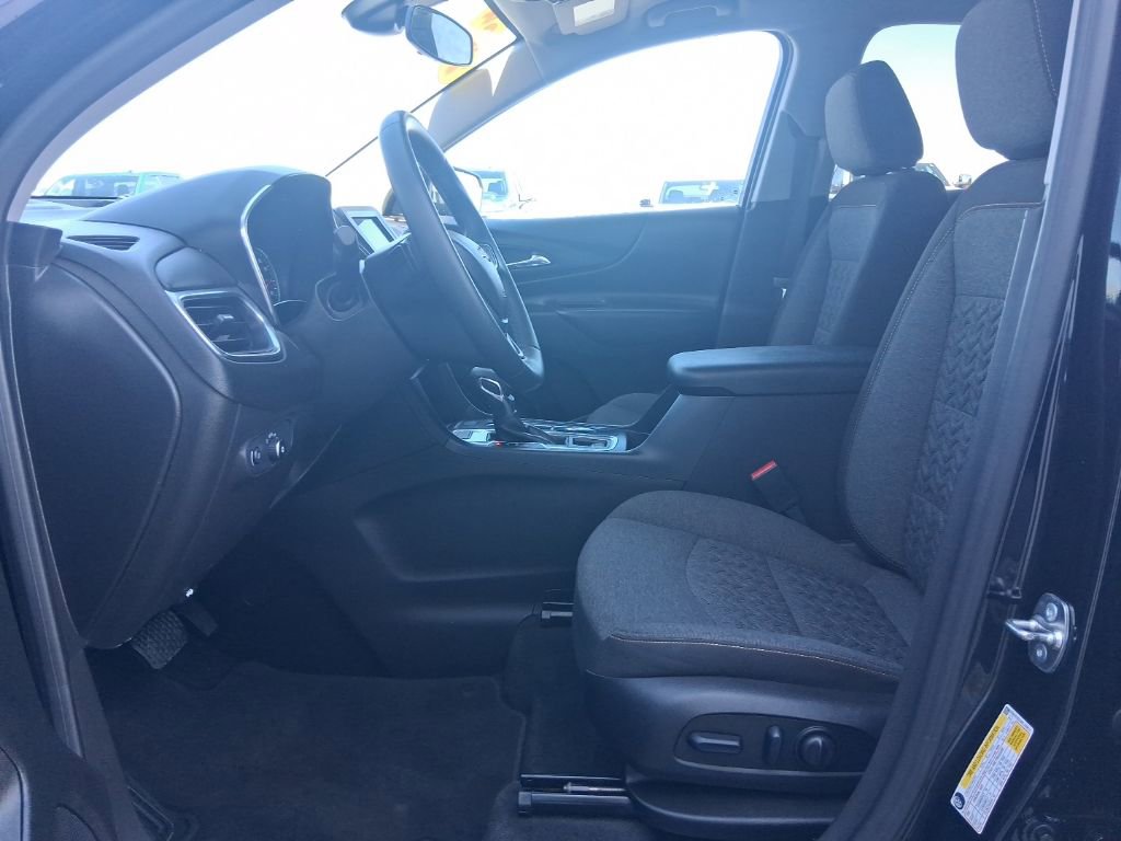 Used 2024 Chevrolet Equinox LT AWD/4WD image 13
