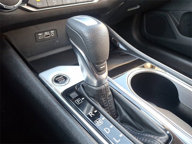 Used 2024 Nissan Altima 2.5 SV image 12