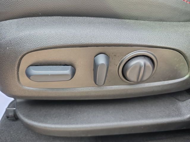 Used 2022 Chevrolet Equinox RS w/ Infotainment Package image 19