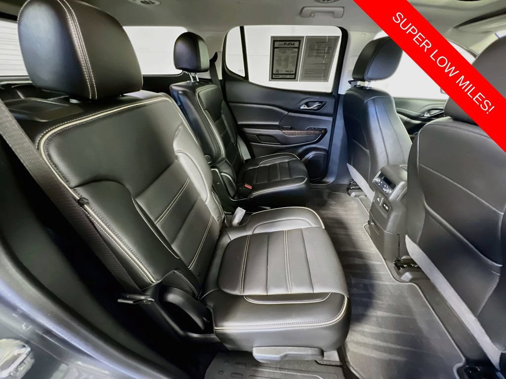Used 2021 GMC Acadia Denali w/ Denali Ultimate Package AWD/4WD image 30