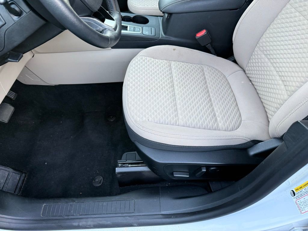 Used 2020 Ford Escape SE Sport AWD/4WD image 9