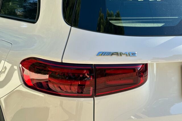 New 2026 Mercedes-Benz GLB 35 AMG 4MATIC image 27